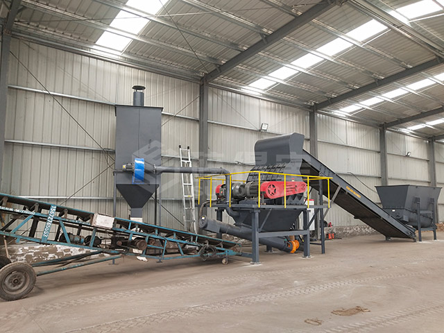 無(wú)塵木材粉碎機(jī)